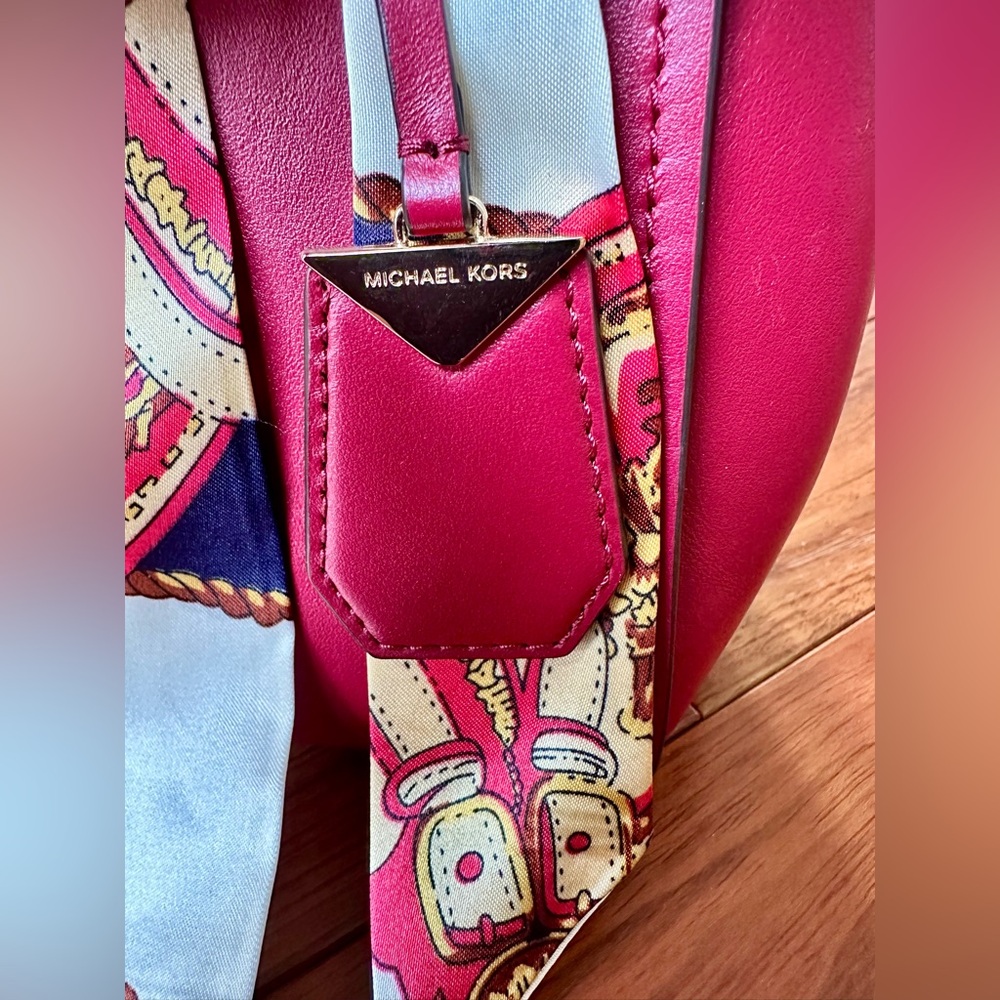 Michael Kors Deep Red Leather Satchel with Scarf and detachable Crossbody Strap. - Picture 9 of 11